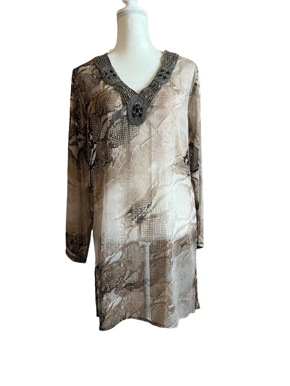 AKARU Dubai Beaded Accent Tunic Shirt Long Sleeve Loose top Sz L Cream Brown